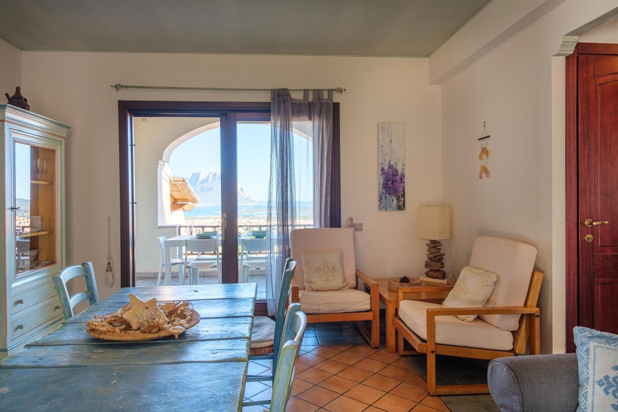 Vista Mare-Isola Tavolara E Solarium Panoramico Apartamento Porto San Paolo  Exterior foto